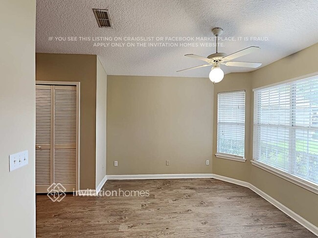 Foto del edificio - 1369 Shootingstar Ln