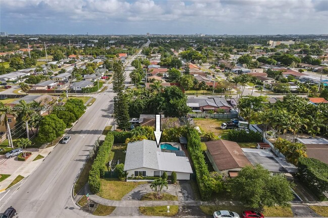 Foto del edificio - 9699 SW 35th St