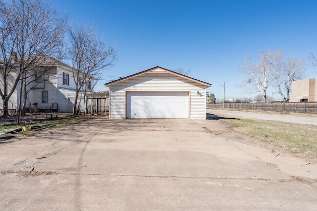 Foto del edificio - 2 Bed 1 Bath Tulsa Rental Home