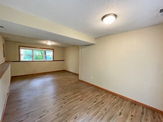 Building Photo - 7008 43rd St N