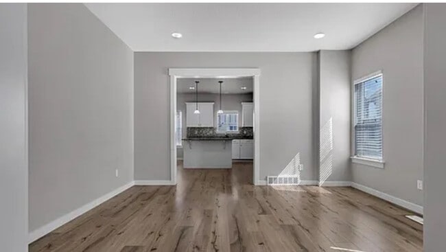 Building Photo - Your Next Home Awaits!