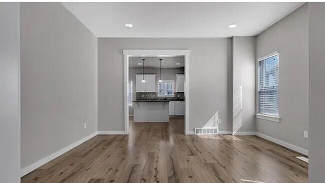 Foto del edificio - Your Next Home Awaits!