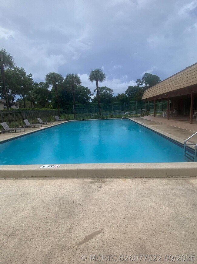 Building Photo - 4177 Oak Terrace Dr