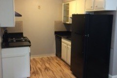 Cocina 2 - 25-47 Old Lyme Dr