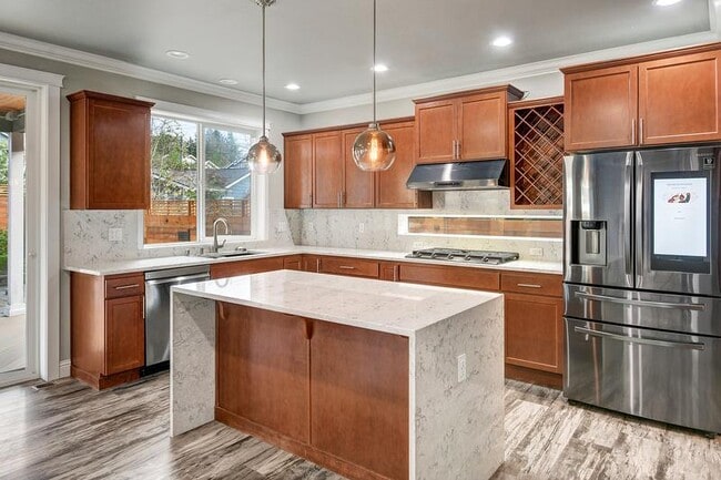 Foto del edificio - 12206 Densmore Ave N