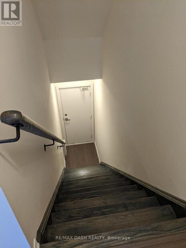 Photo du bâtiment - 1130 Briar Hill Ave