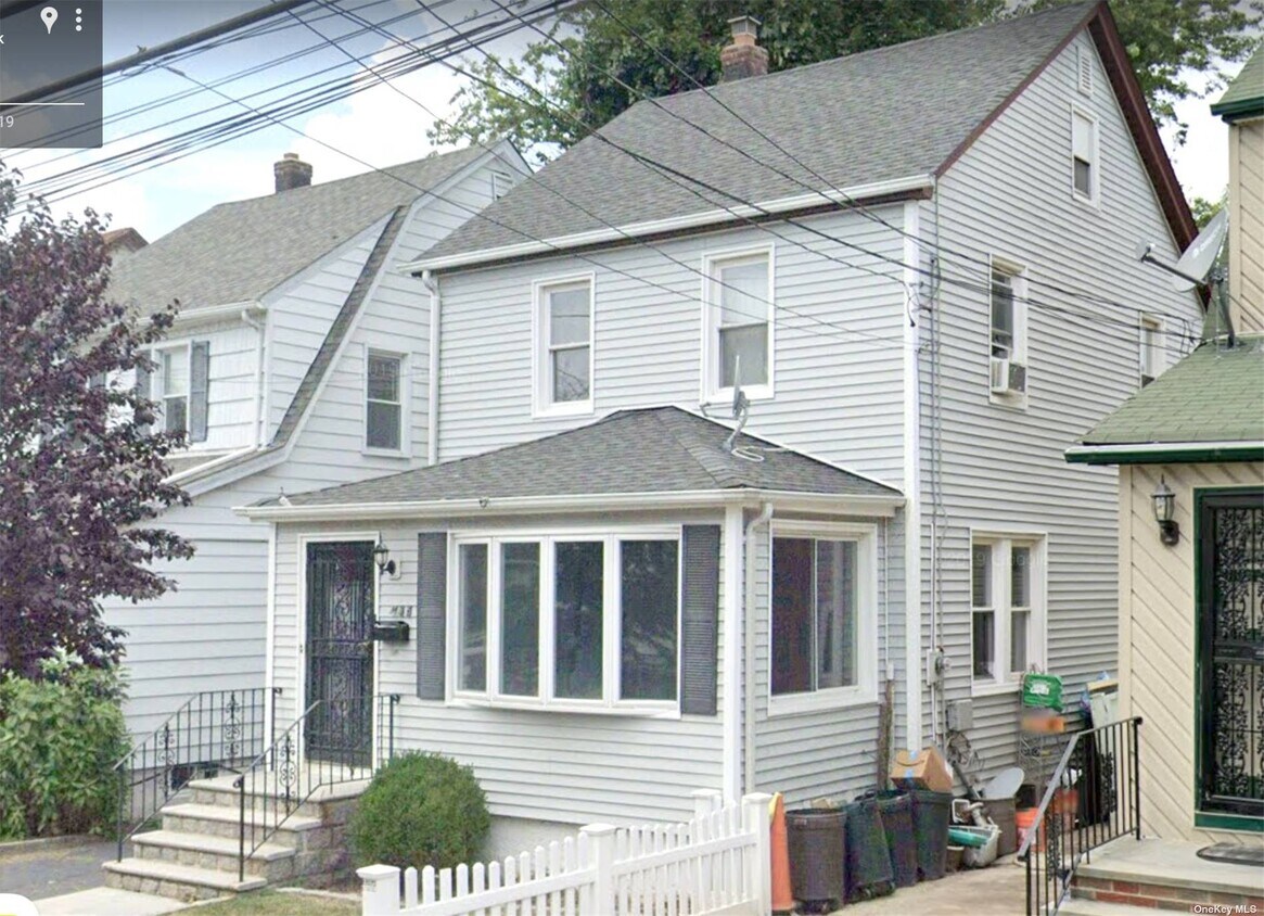 265 Bedford Ave, New Hyde Park, NY 11040 House Rental in New Hyde