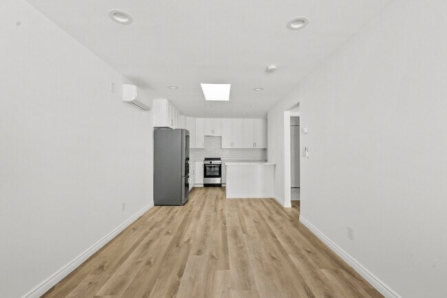 Foto del edificio - 3668 2nd Ave