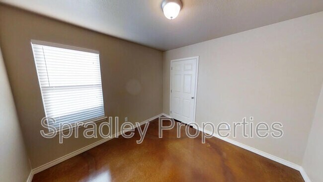 Foto del edificio - 1575 Brady Way
