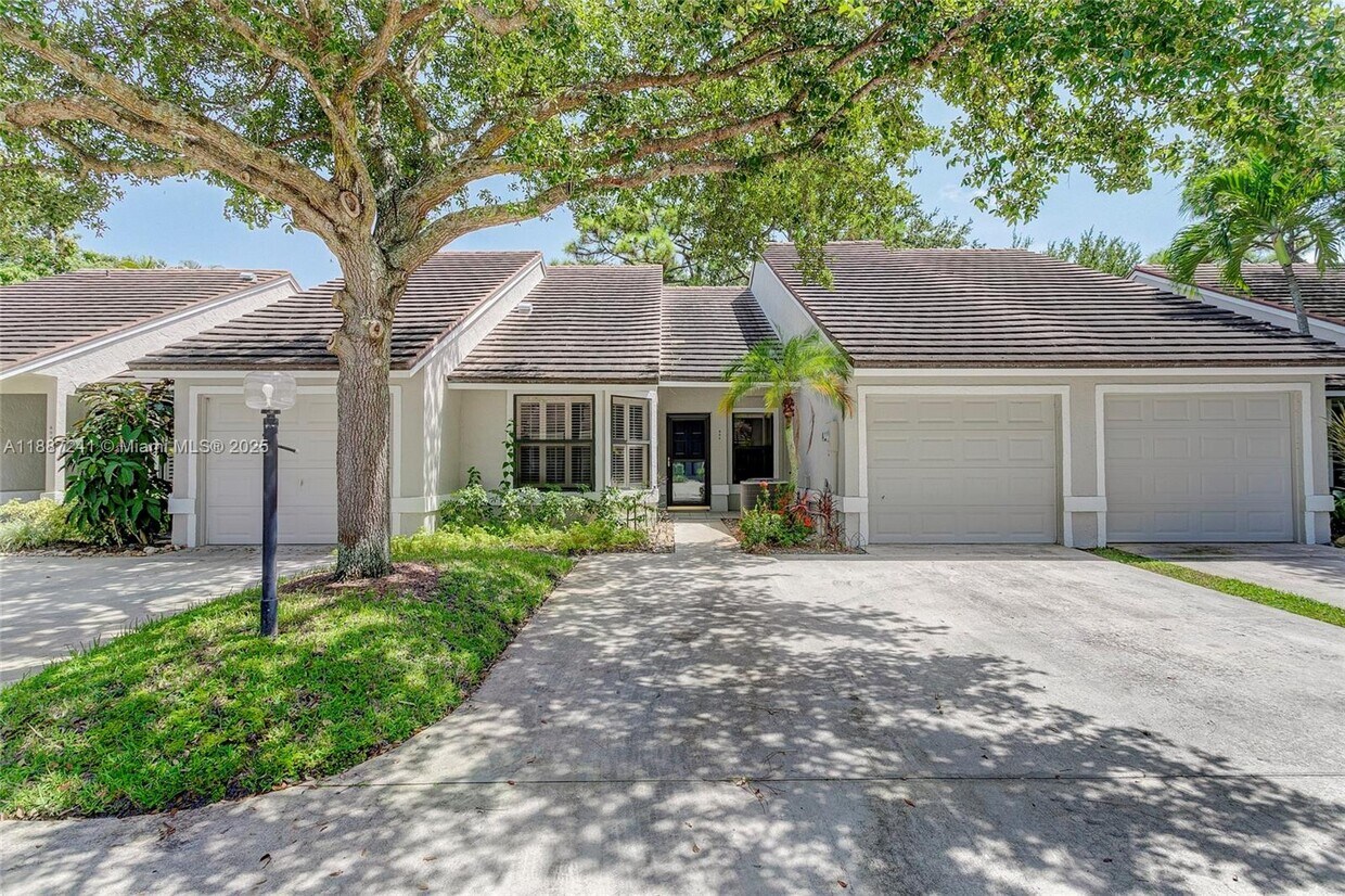 Foto principal - 802 Bannock Terrace
