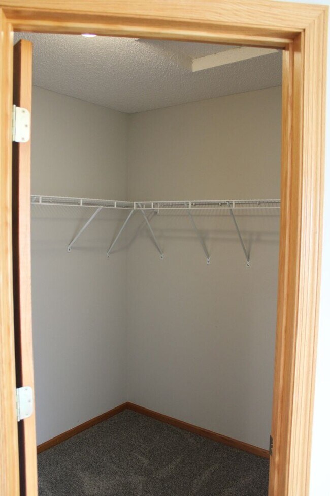 Foto del edificio - Charming 2BR/2BA Townhome in Prime Location