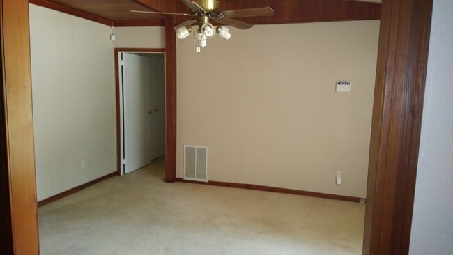 Building Photo - 2106 Ginger St