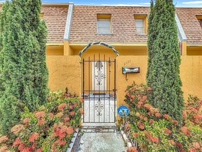 Building Photo - 2686 NW 60th Way