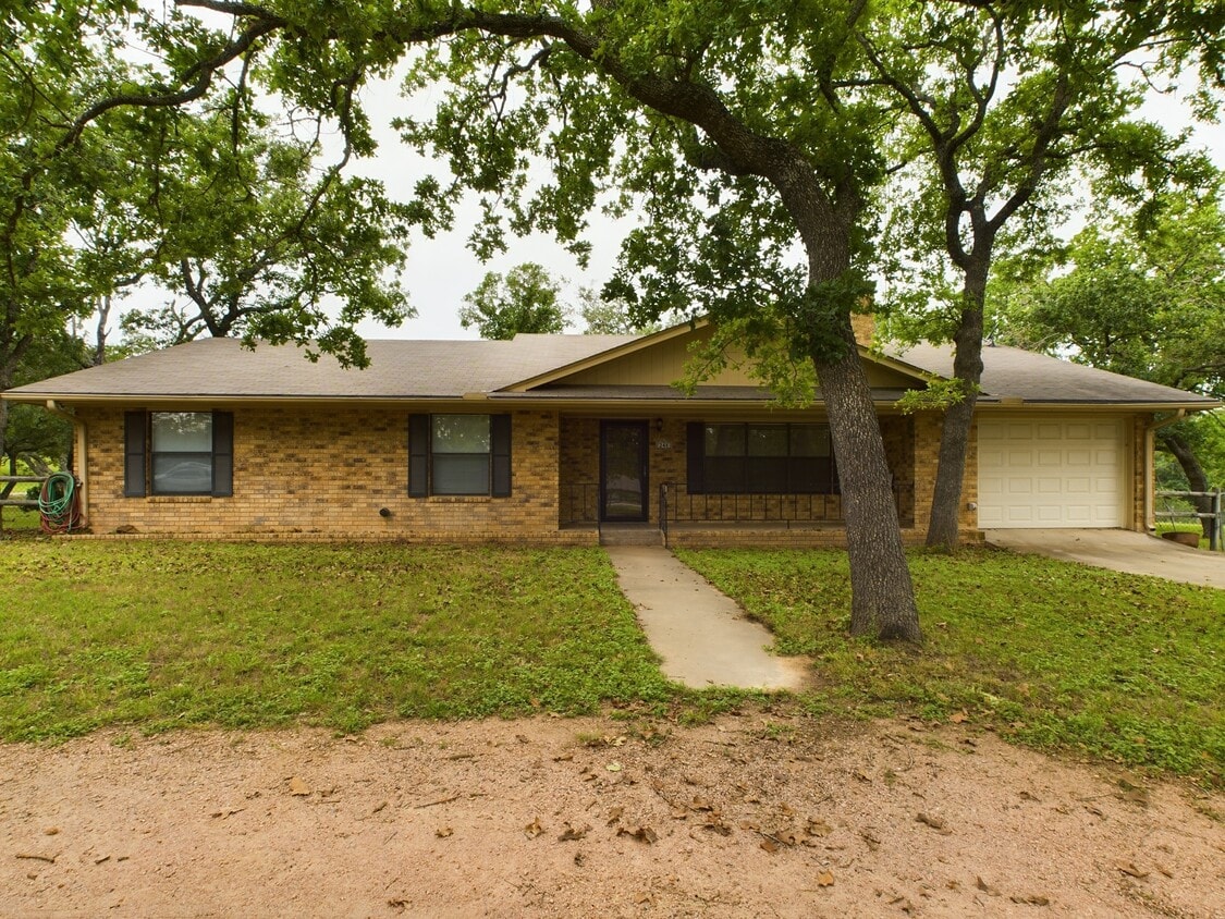 Primary Photo - 248 Oak Haven Rd
