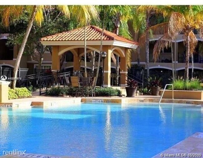 Building Photo - 2 br, 2 bath Condo - 11501 Pines Blvd