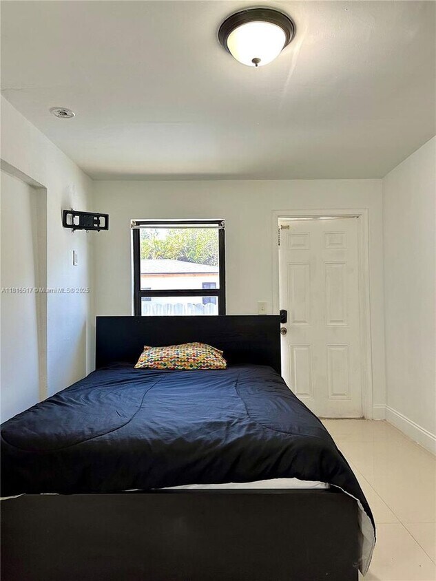 Foto principal - 2467 NW 95th Terrace
