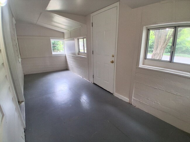 Foto del edificio - Lovely 3 Bedroom House FOR RENT in Fairfield Twp $1600