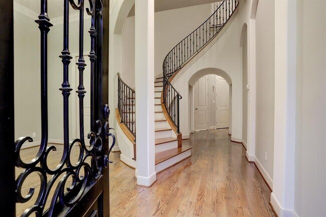 Building Photo - 6322 E Mystic Meadow