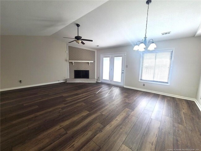 Building Photo - 6744 Irongate Dr