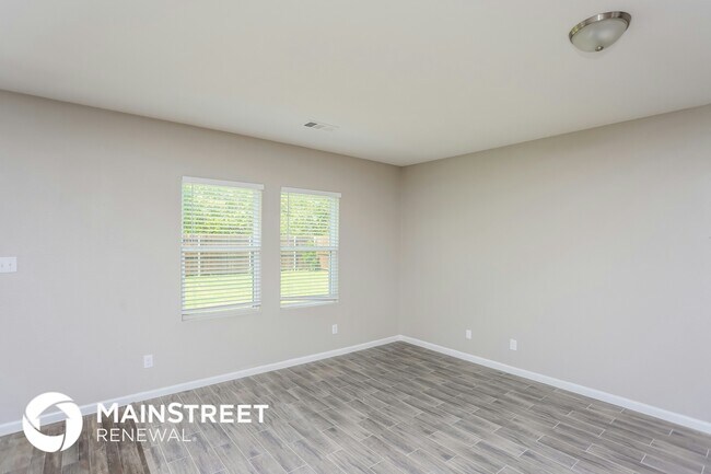 Foto del edificio - 437 Stone Creek Blvd