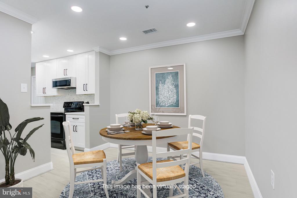 Foto principal - 273 S Pickett St