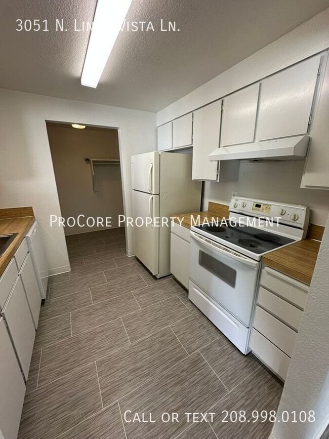 Building Photo - 3051 N Linda Vista Ln