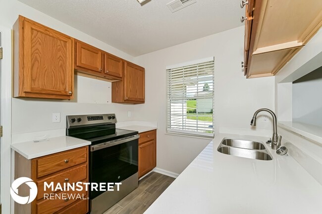 Foto del edificio - 6630 Hugh Willis Rd