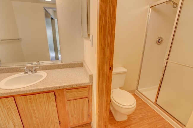 Interior Photo - Americana Lakewood Apartments