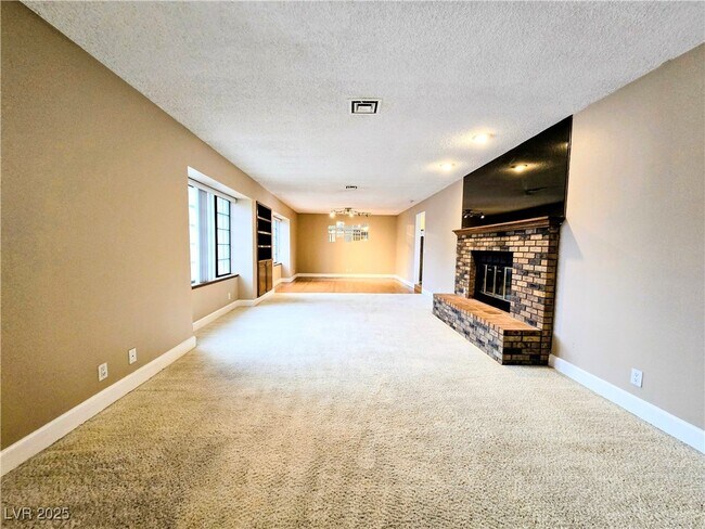 Foto del edificio - 3159 Tonyram Cir