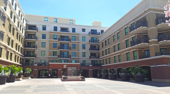 Building Photo - The Mark