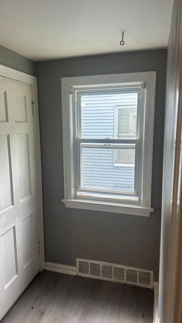 972 Hunt St Akron, OH 44306 – photo 5