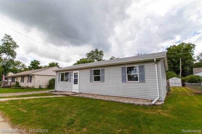 Building Photo - 3 br, 1 bath House - 59063 1st