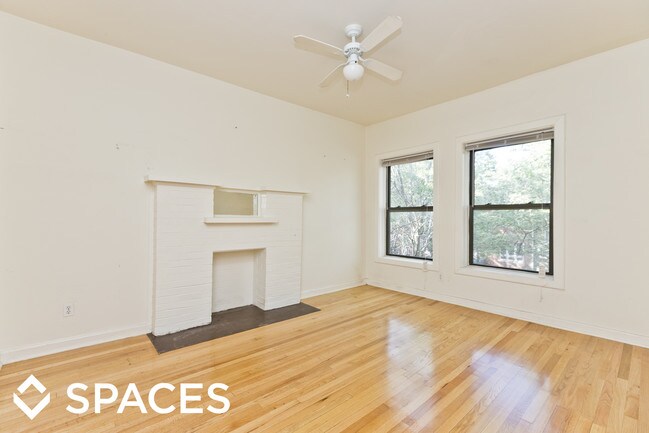 Foto del edificio - 905 W Agatite Ave