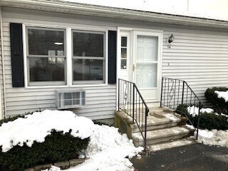 Foto principal - 94 Aldrich St