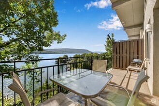 Building Photo - 7 Cliffside Dr