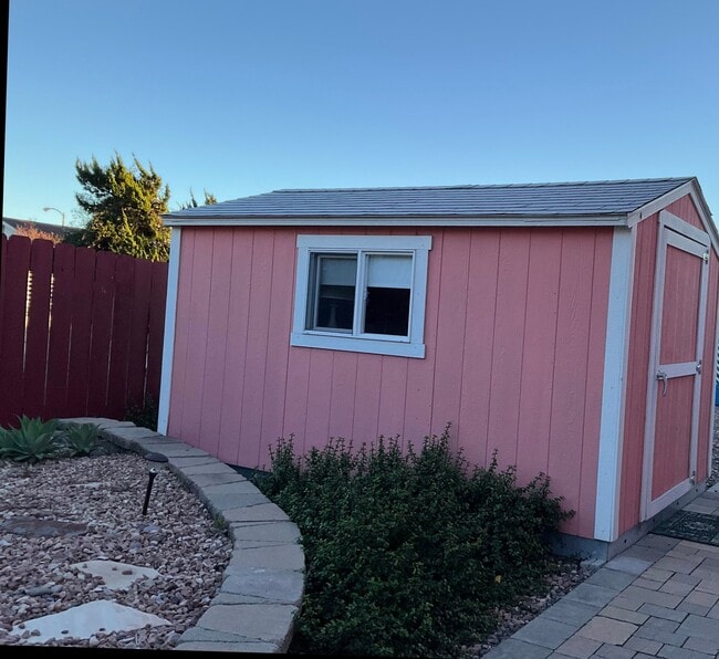 Building Photo - 9859 Gandy Ave