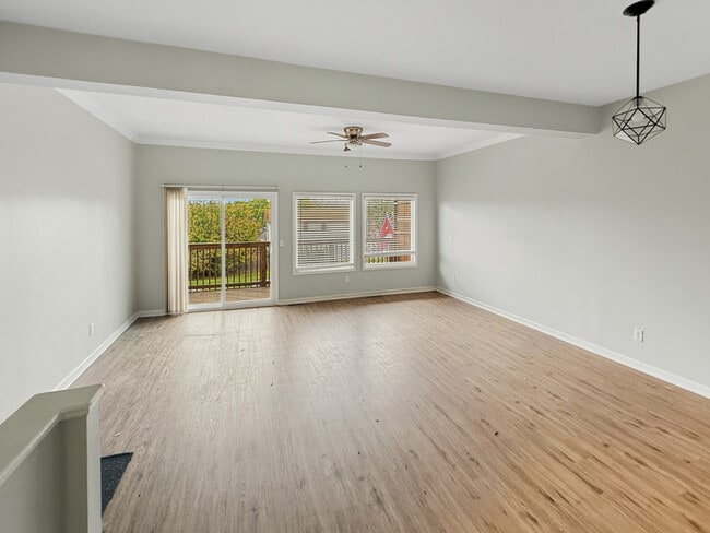 Foto del edificio - Town Home