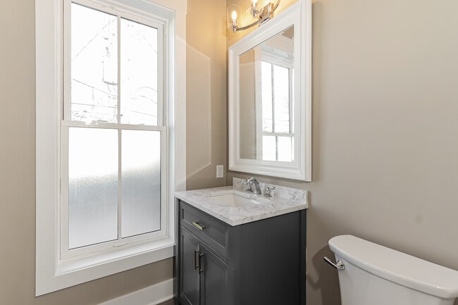 Building Photo - 1600 Bardstown Rd