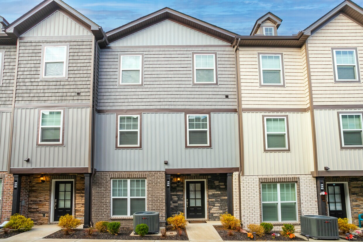 328 Negri Ct, La Vergne, TN 37086 House Rental in La Vergne, TN