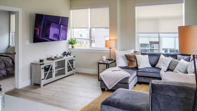 Building Photo - The Jordan - Riverside 1, LLC