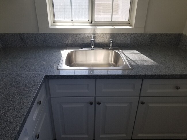 Foto del edificio - 1116 Magnolia Ave