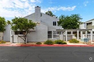 Building Photo - 5644 Vineyard Ln