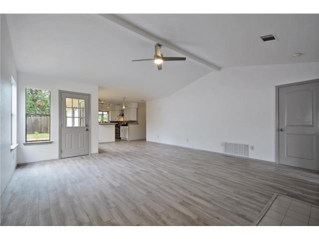 Building Photo - 12921 Covington Trail