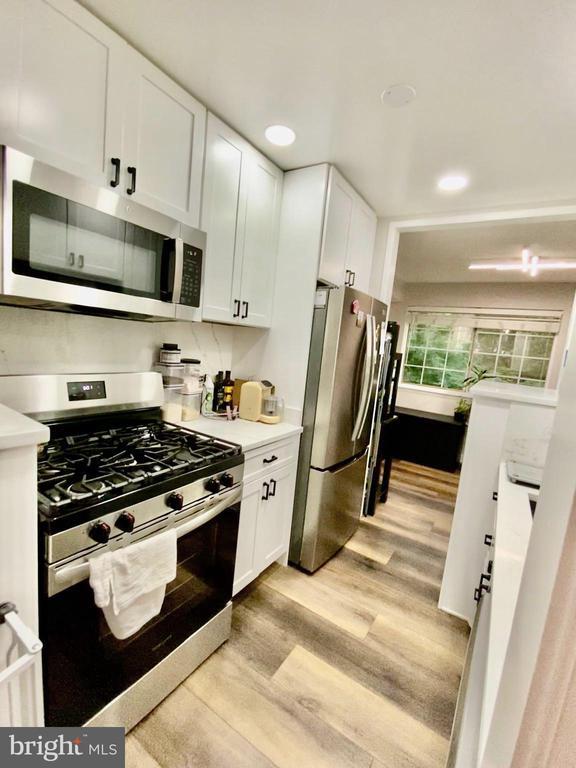 Foto del edificio - 1533 Colonial Dr