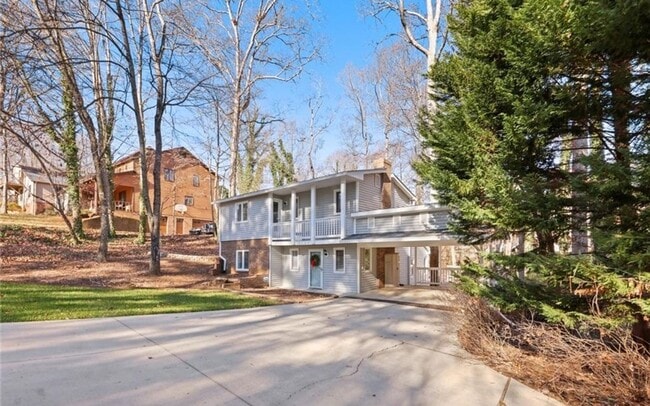 Building Photo - 4/ 2 Home for Rent