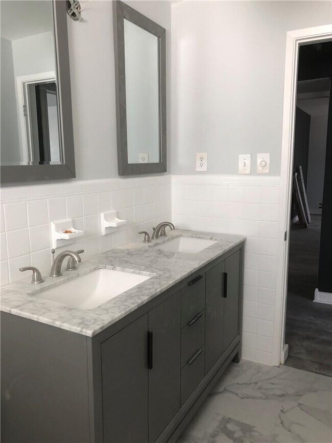 Foto del edificio - 2050 NE 39th St