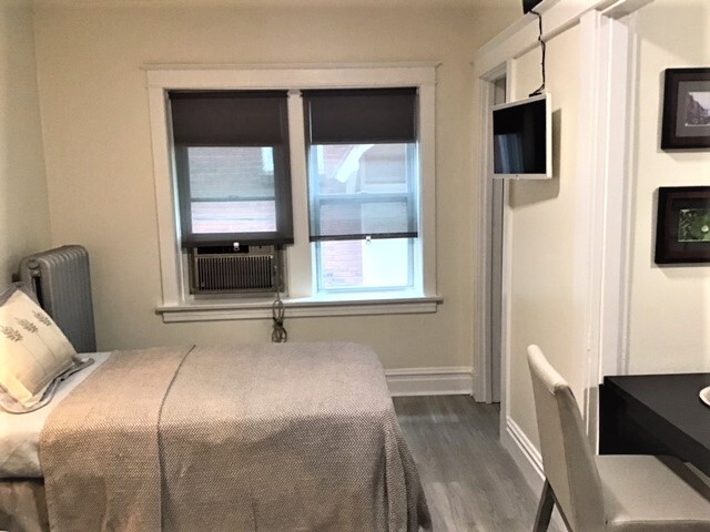 Photo - 4349 Forest Park Ave Apartments