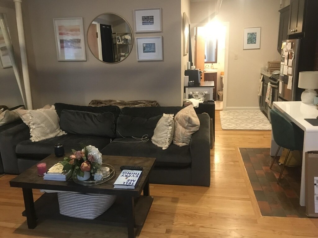 Foto principal - 394 Marlborough St