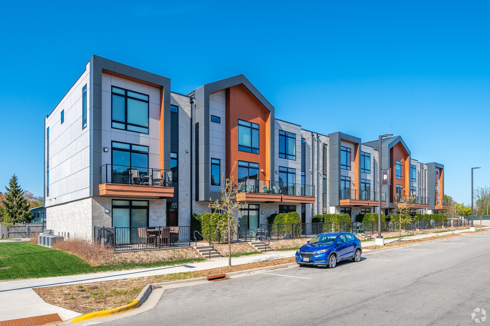 Brookwood Condominiums