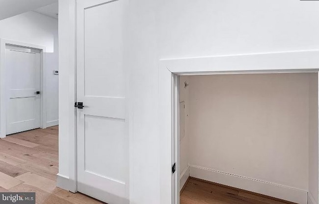 1st closet - 2905 Georgia Ave NW